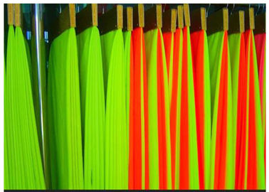 Polyester Cotton Fluorescent Fabric 21X14 Basic Colors For Suit Garment