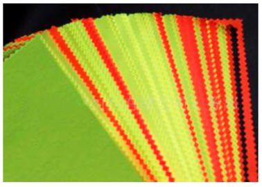 Red Fluorescent Fabric Water Oil Resistance Combed Yarn Type For Clothing