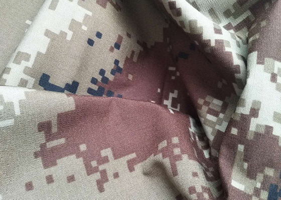 Polyester Cotton High Strength Army Digital Camo Fabric Wrinkle Resistance